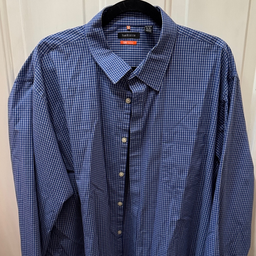 Van Heusen Blue Checkered Button Down Shirt